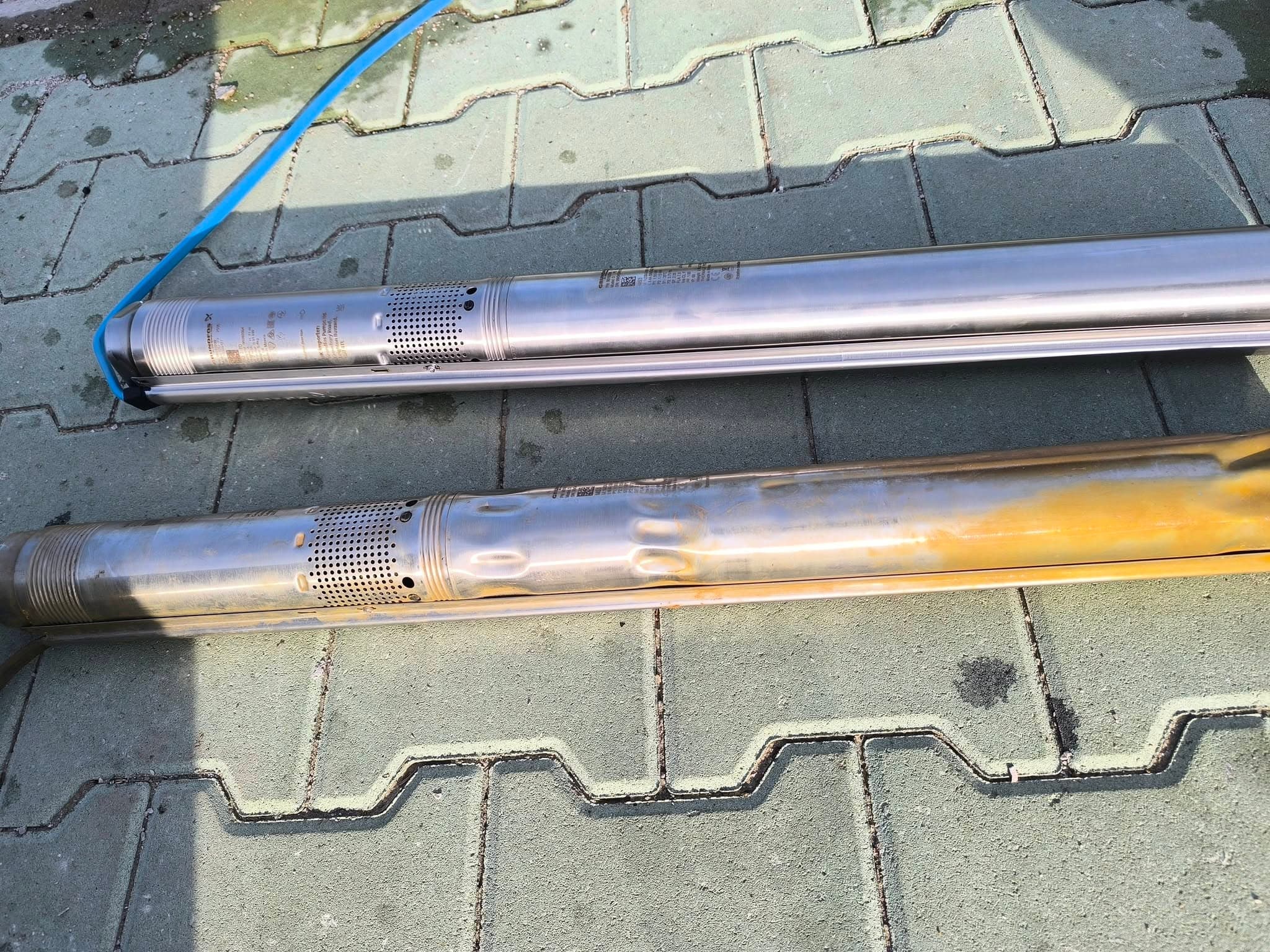 Старата повредена сондажна помпа до новата при подмяната